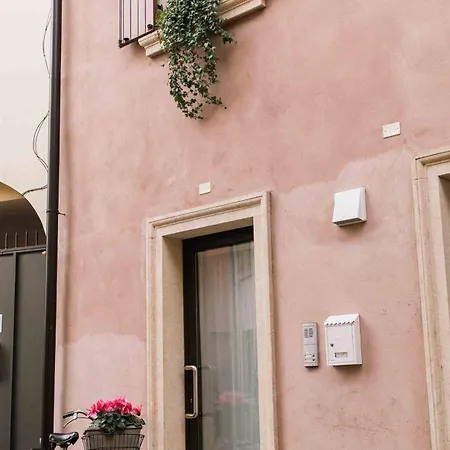 Gomes Comfort House Valeggio sul Mincio